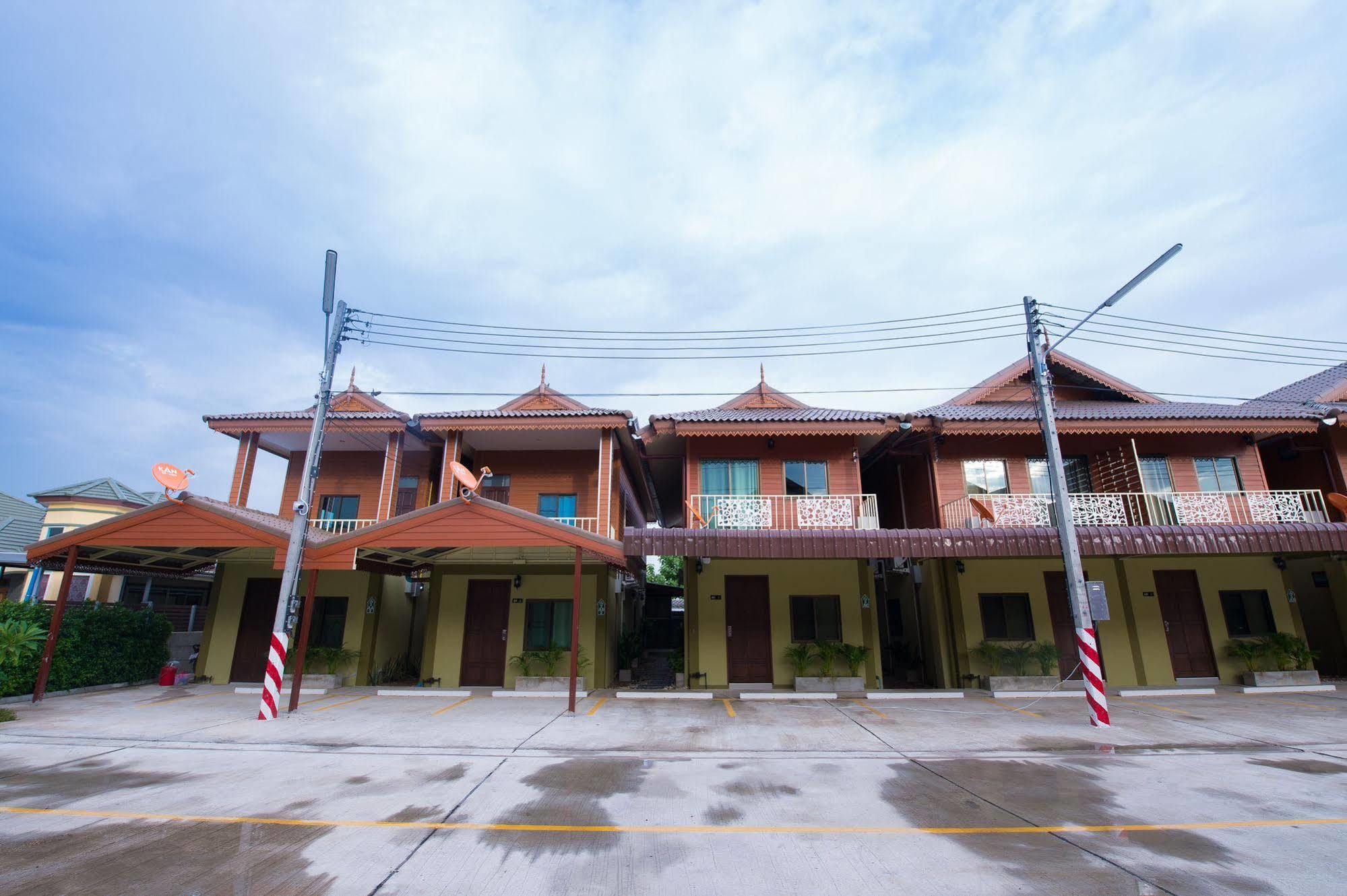 Sri Siam Resort Kanchanaburi Eksteriør billede